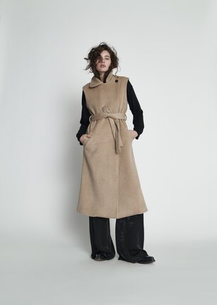New Lands SLEEVELESS TRAVELLER Trench-jackets-and-coats-Diahann Boutique