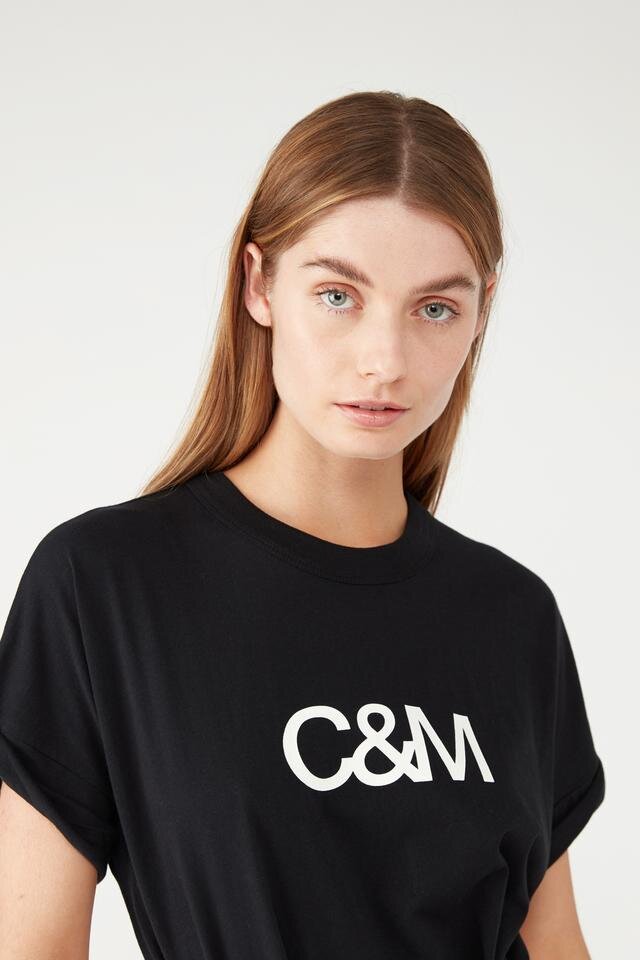 C&m tee black Clearance