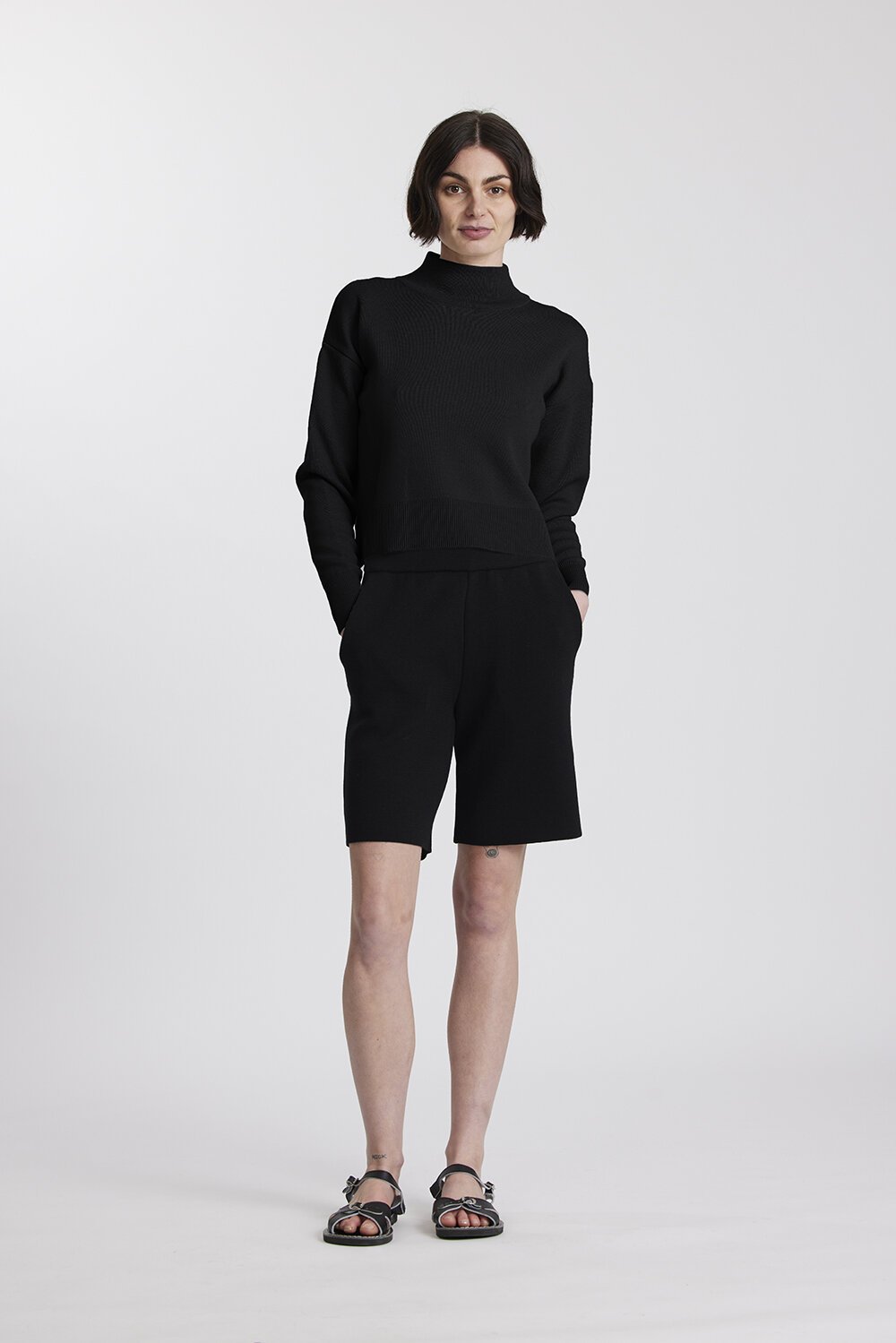 Standard Issue MERINO MILANO MOCK Neck BrandStandard Issue Diahann