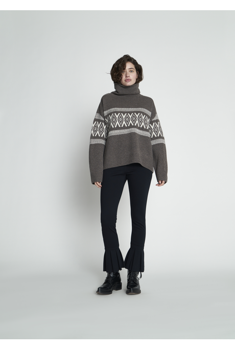 New Lands CABIN Sweater Coffee