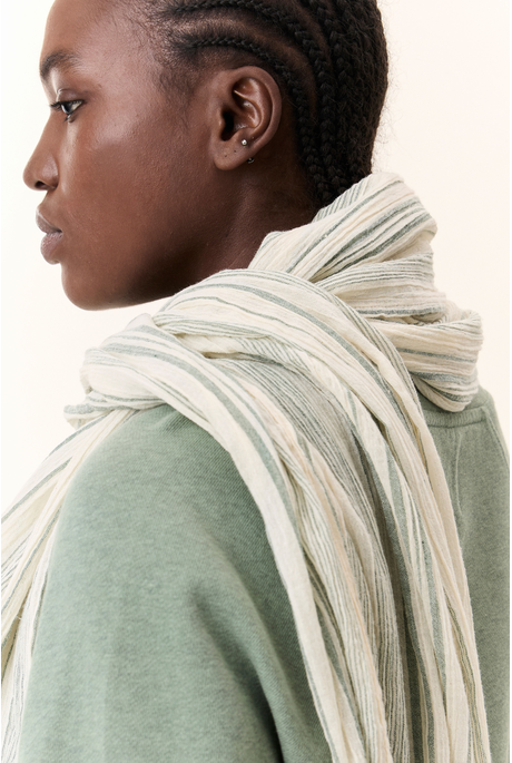 Leon and Harper EMEE Scarf