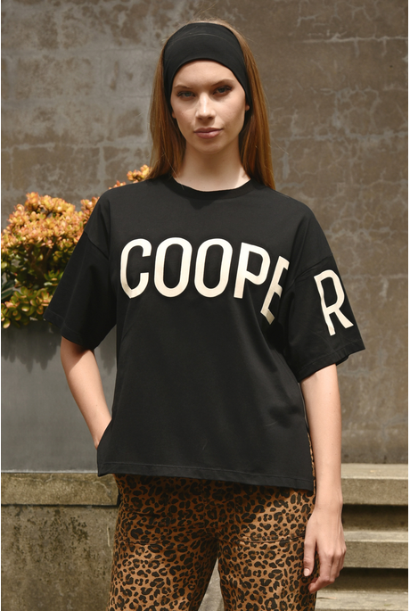Cooper LEFT HANGING T-shirt