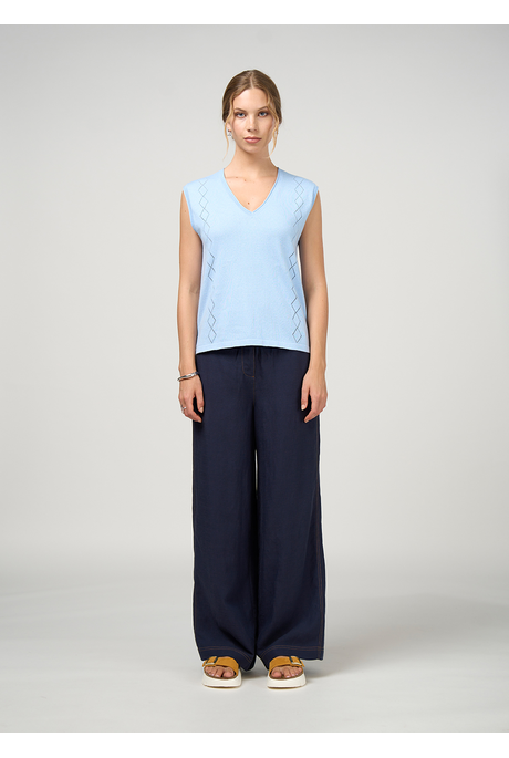 Madly Sweetly AERO Vest [2 Colours]