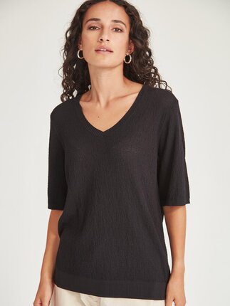 Sills VERA BOUCLE V NECK Tee-tops-Diahann Boutique