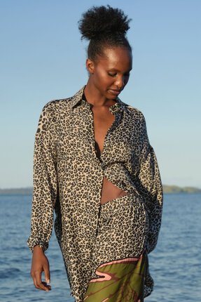 Curate ANYTHING BUT ORDINARY Shirt-tops-Diahann Boutique