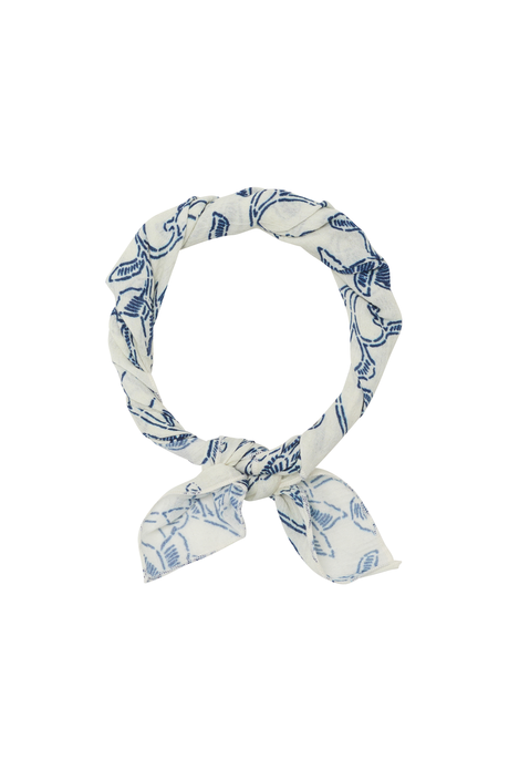 Maison Hotel ALLAN SAKE Scarf
