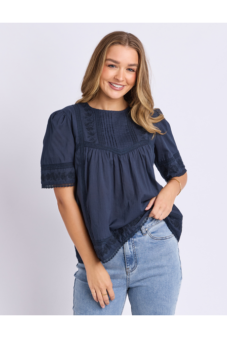 Foxwood JUNA Top