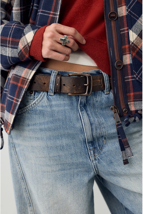 Free People DALLAS DISTRESSED Belt